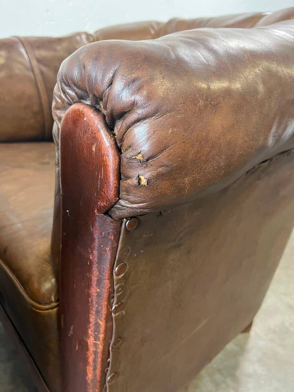 Set of 2 vintage Art Deco individual armchairs/seats in cognac leather.