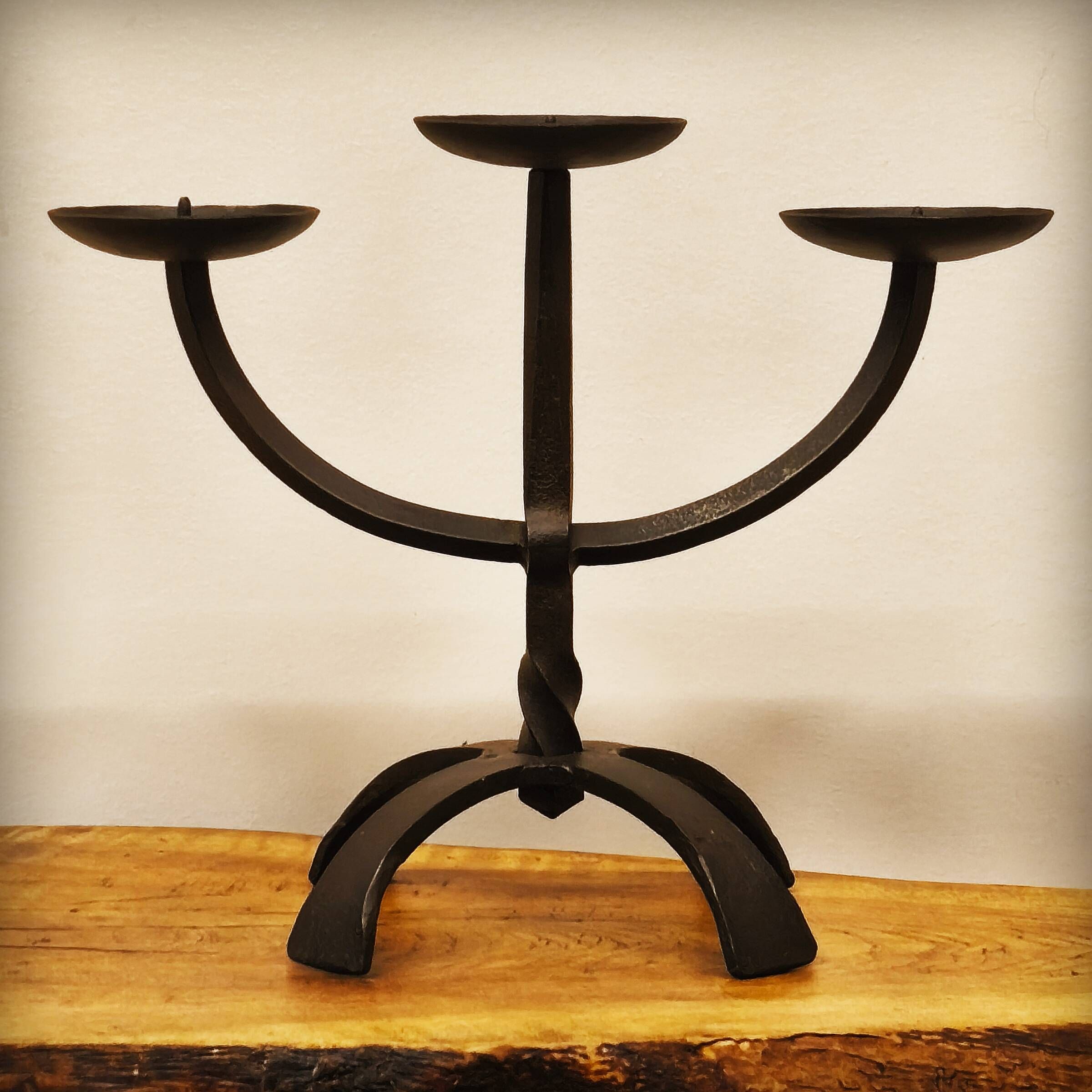 Brutalist three-light chandelier in hammered wrought iron, France, 1960s