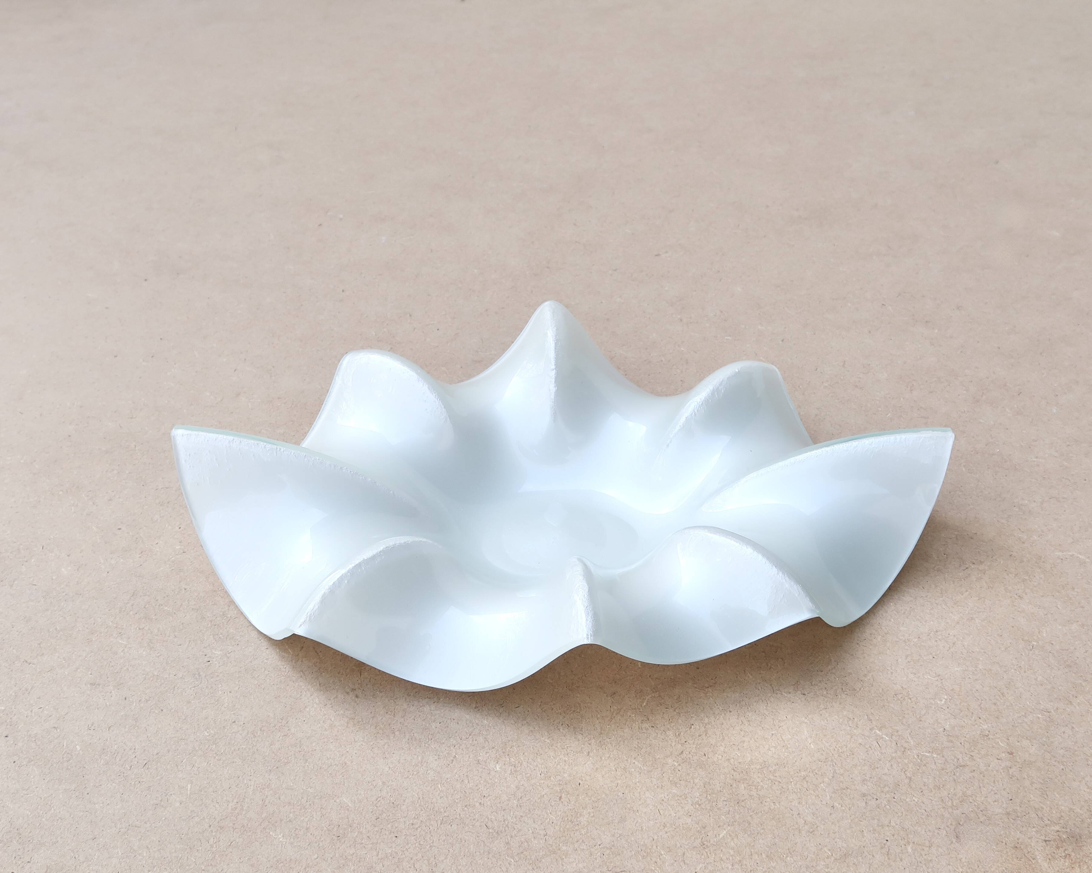 Empty pocket cup in pearly glass signed Pierre Cardin, 1970s