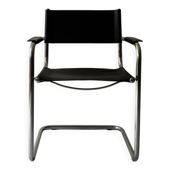 Chaise à accoudoir en chrome & cuir noir d'après M.Breuer, design 1970