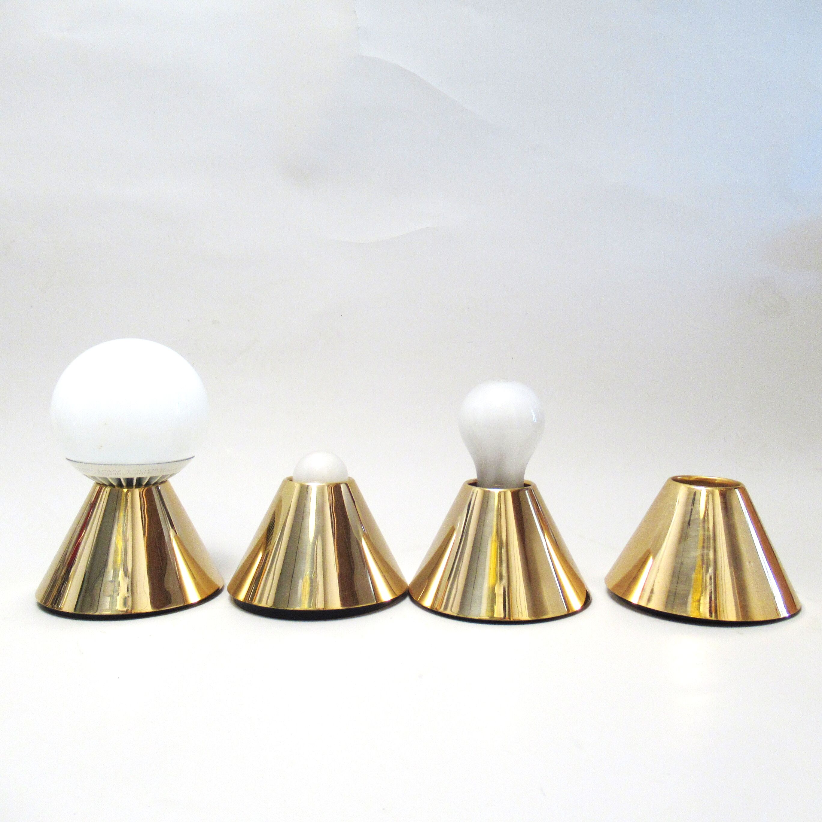 Pair of Jolly Tronconi wall lamps