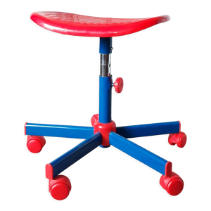 Tabouret à roulettes