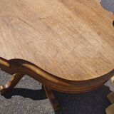 Violin table