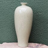 Cracked porcelain vase from China