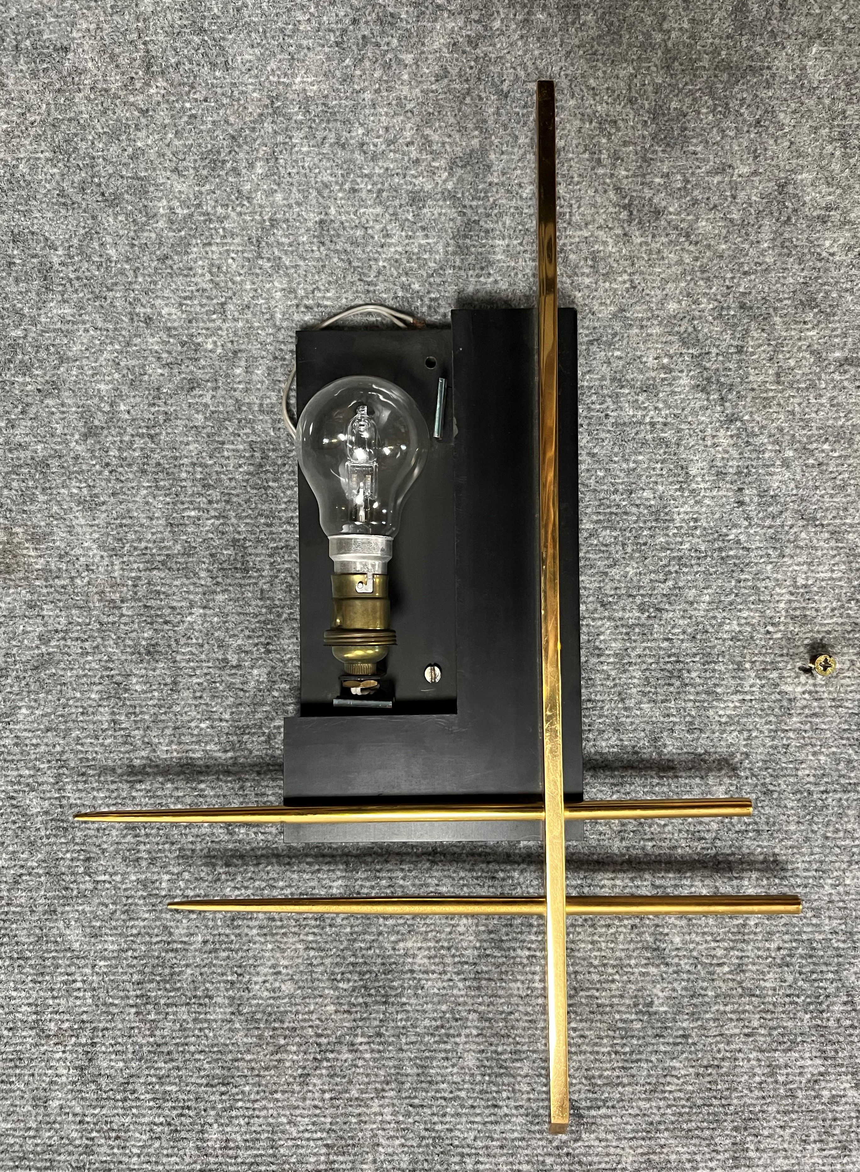 Wall lamp in black wood, gilded brass and opaline
