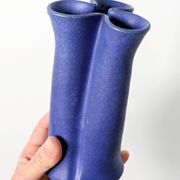 Vase soliflore en céramique bleue, Aage Würtz Danemark, années 60