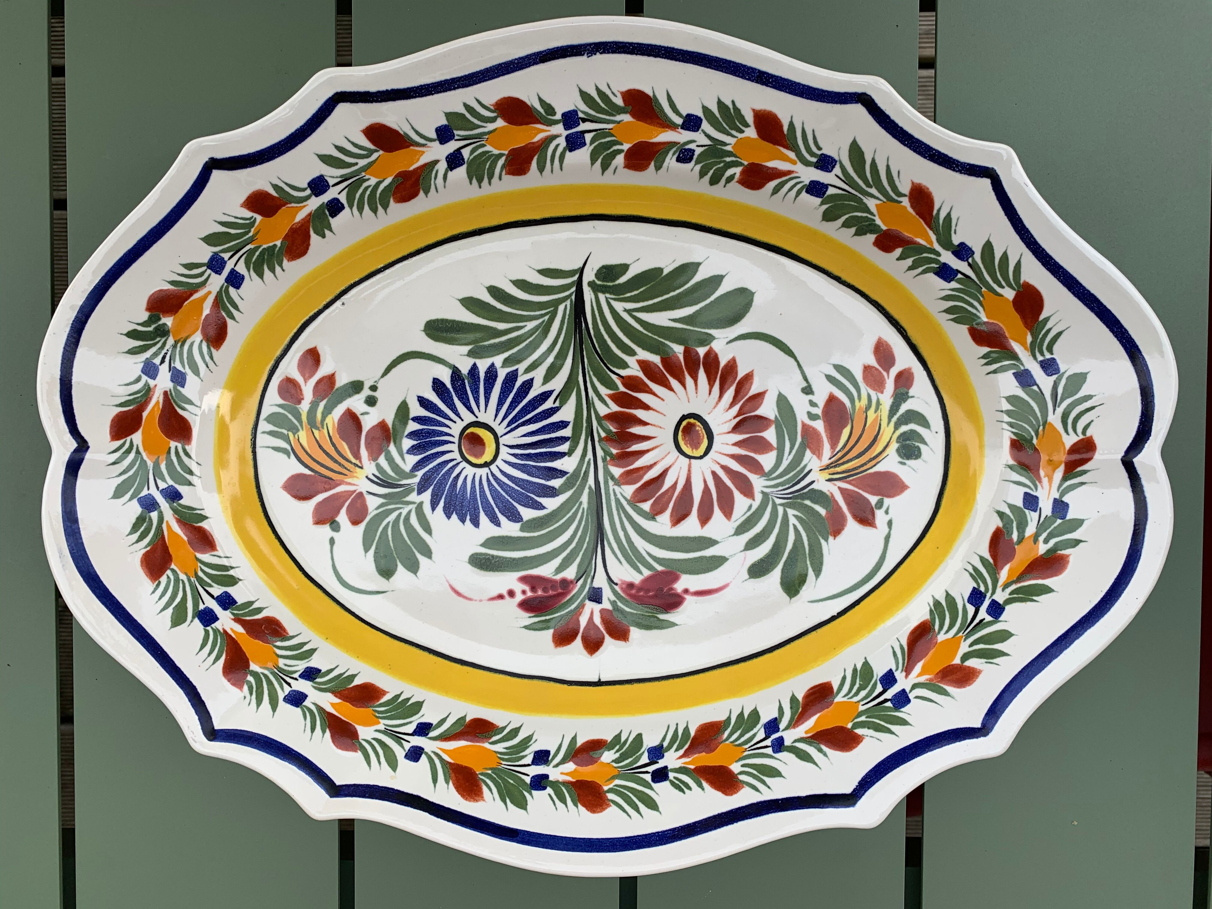 Soup and dish Henriot