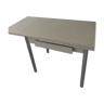 Table in beige formica