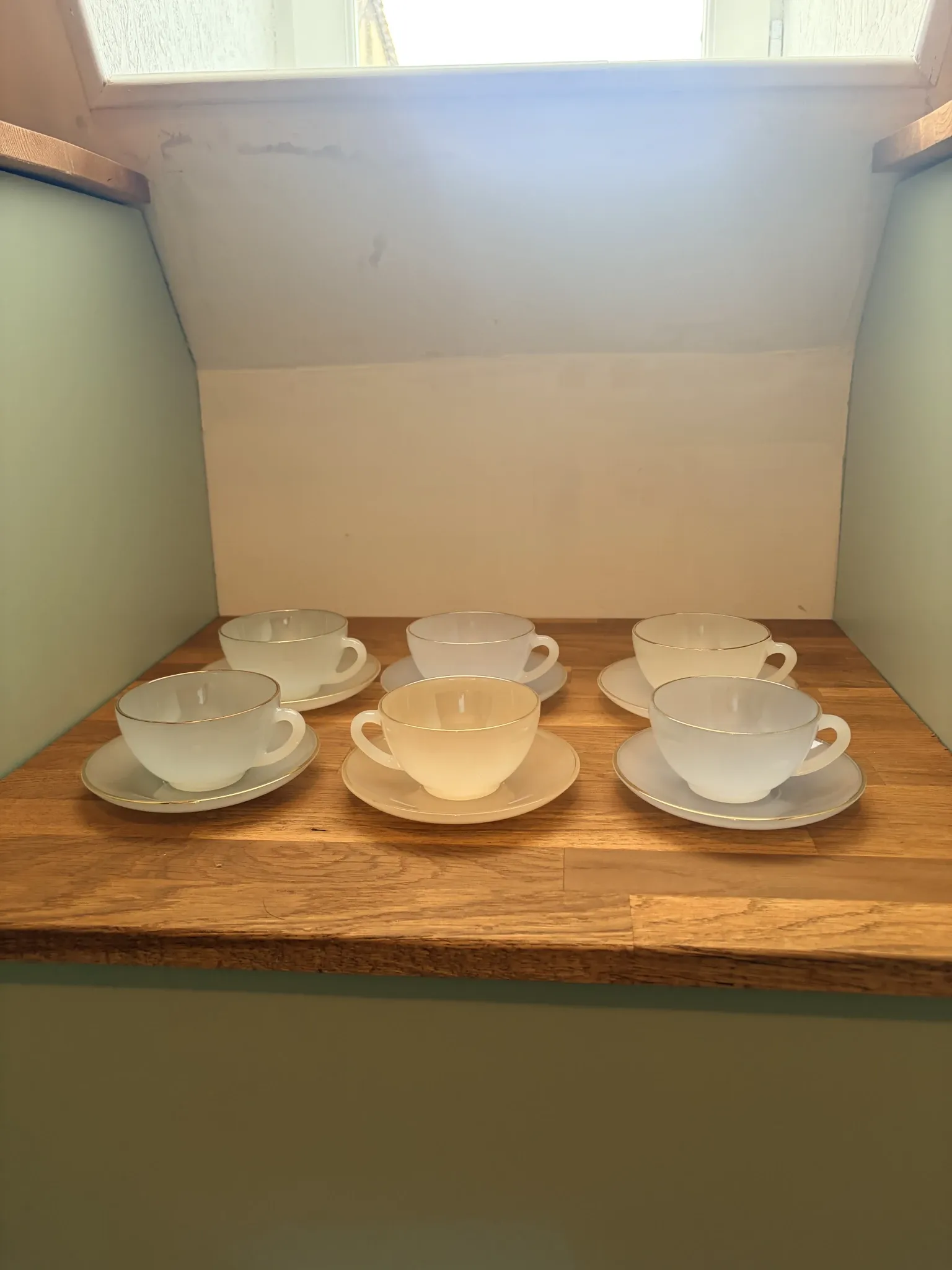 6 cups and saucers harlequin 220651