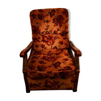 Armchair with footrest