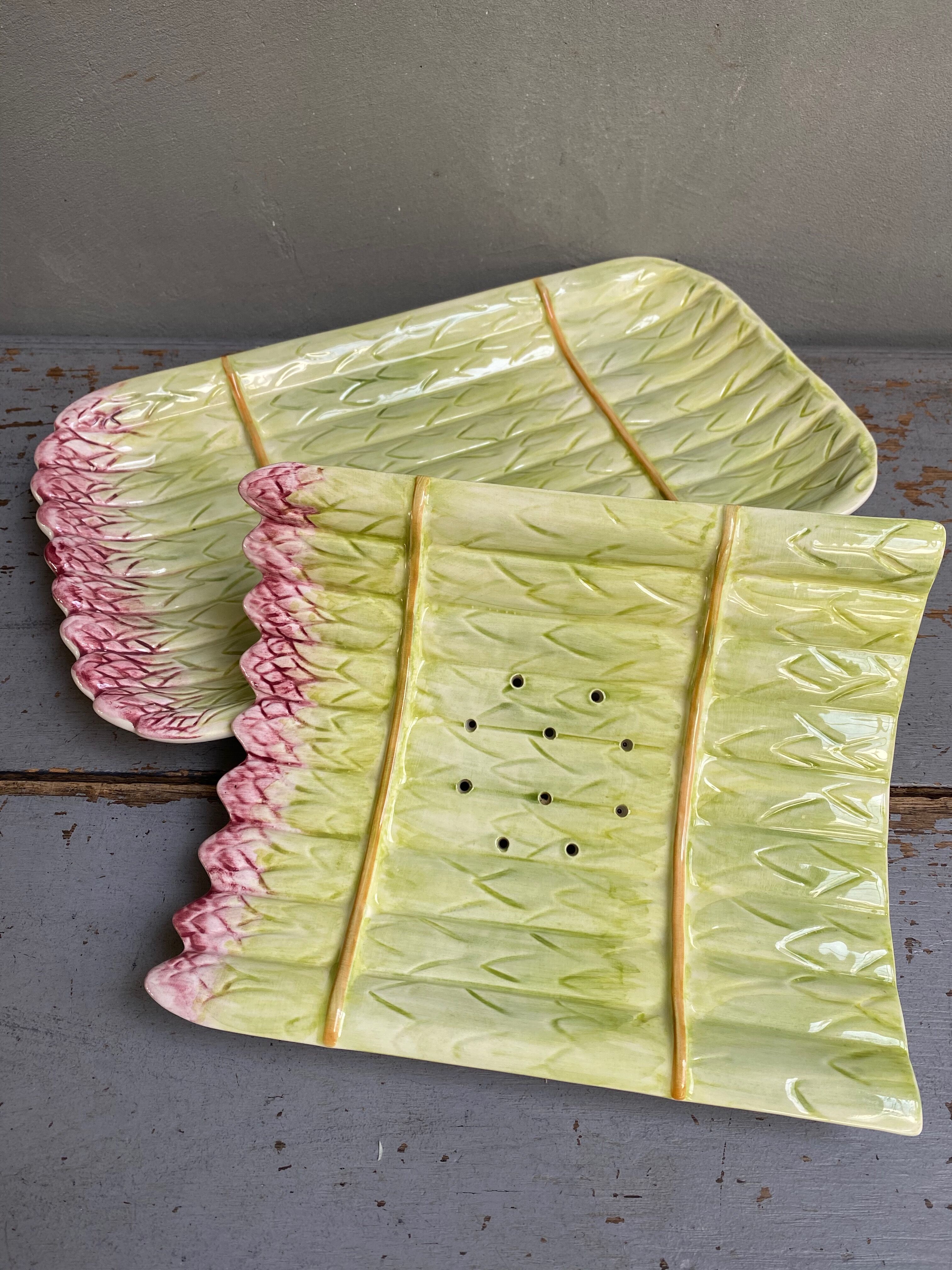 Dish for asparagus in slurry