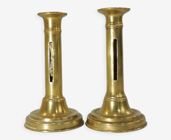 Paire d’ancien bougeoirs en laiton vintage
