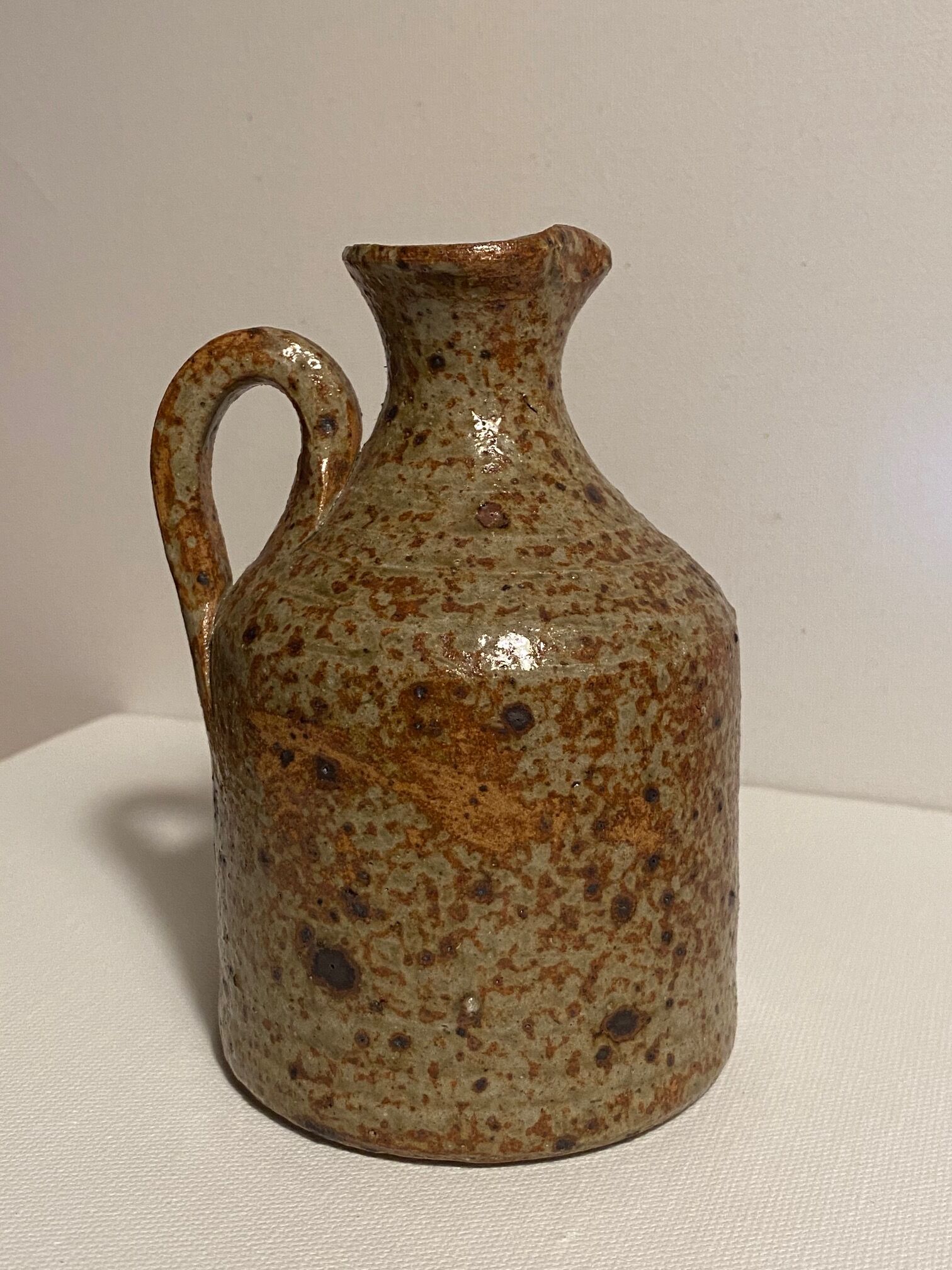 Jug in Gré Pyrite
