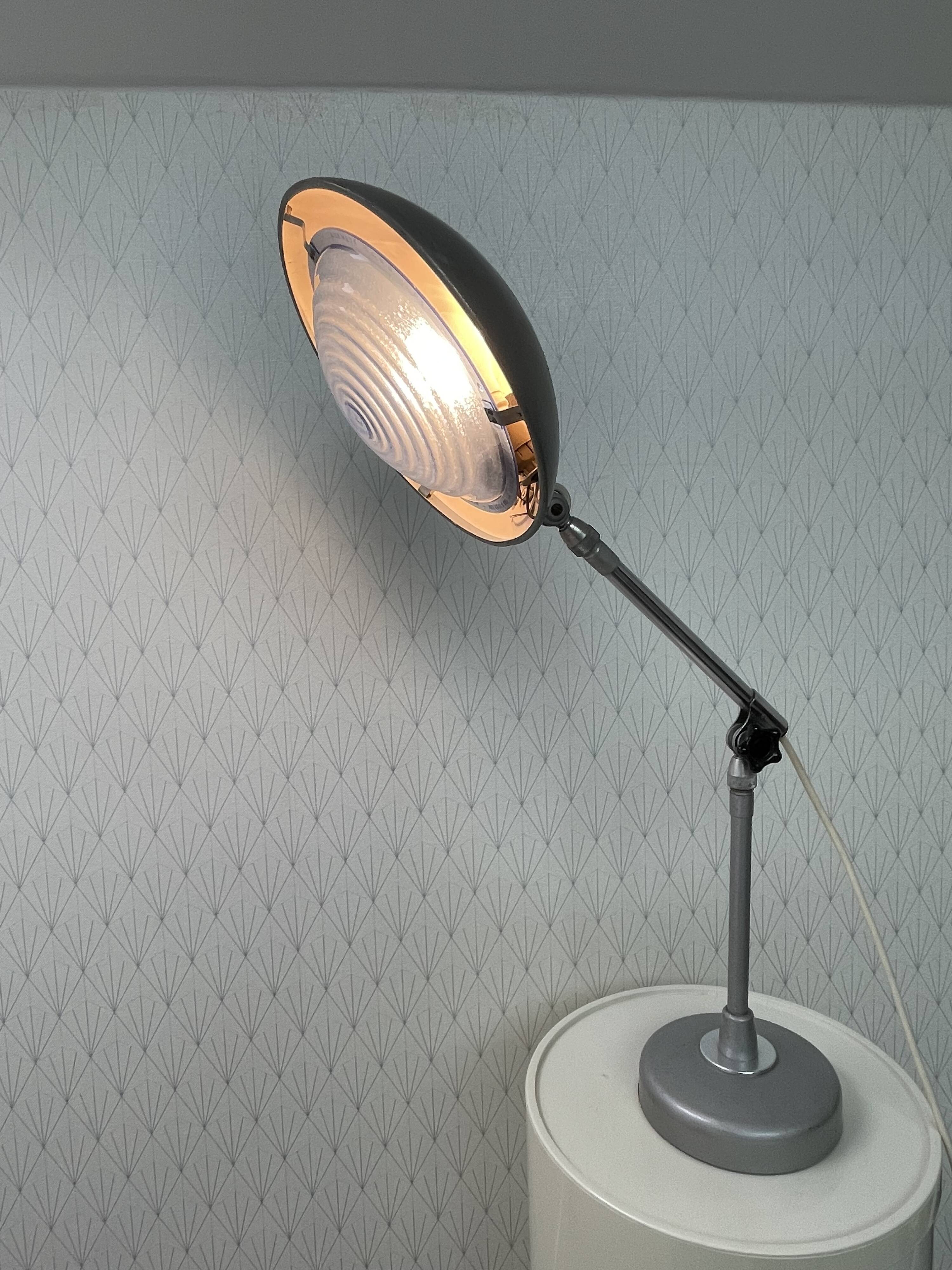 Lampe Solere vintage – Lampe de bureau industrielle française – Design XXe
