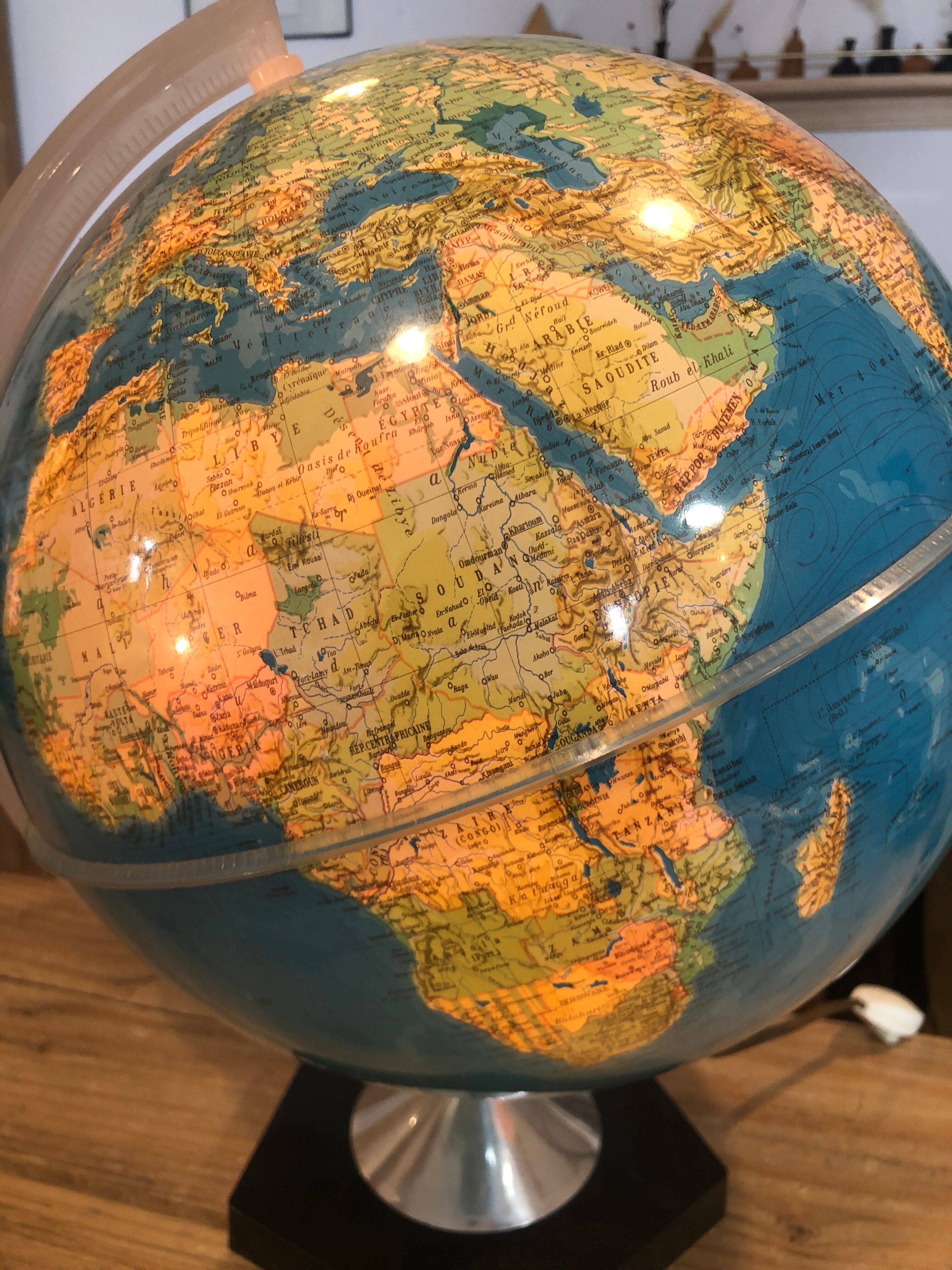 Globe terrestre Grange Batelière
