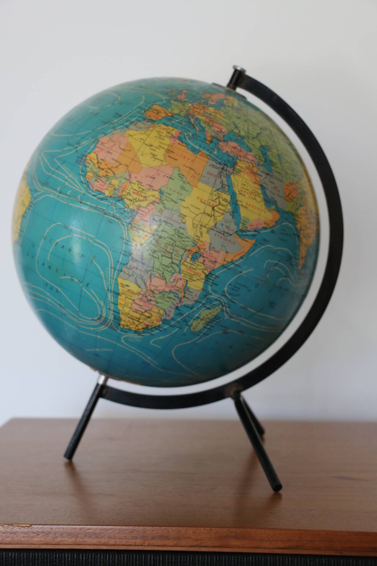 Globe terrestre carton TARIDE 1979