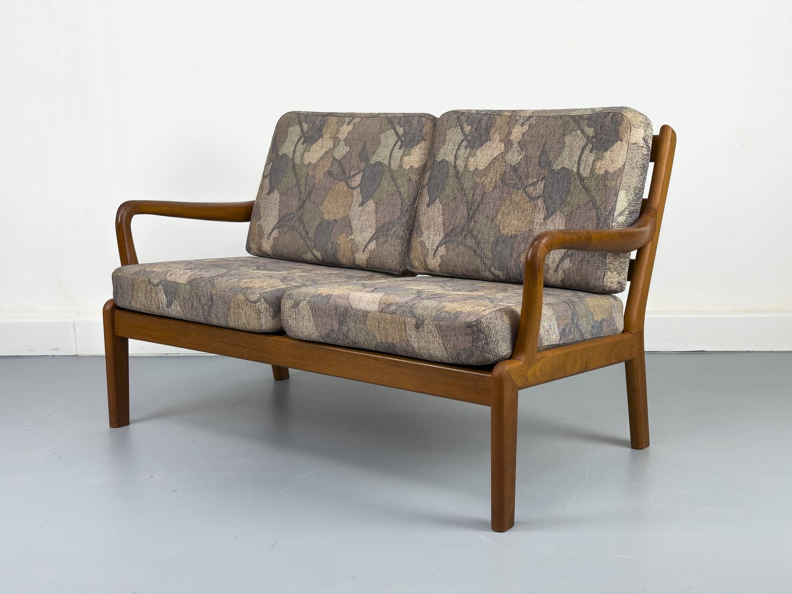 Canapé deux places vintage Senator en teck par L. Olsen, années 1970