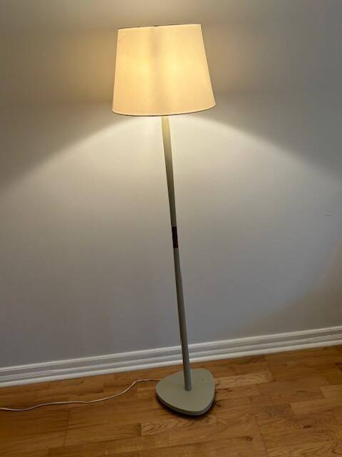 wooden and brass floor lamp - Sweden 50s/60s