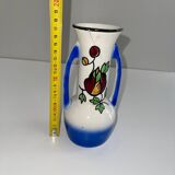 Small vase with patterns