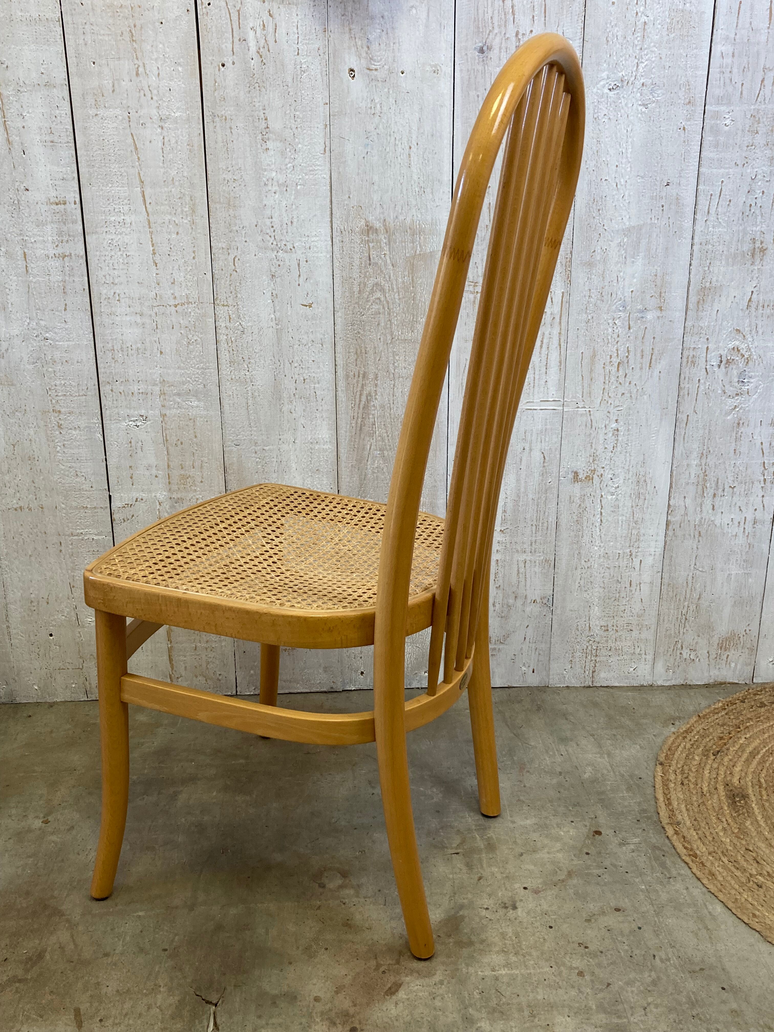 Baumann chair canned