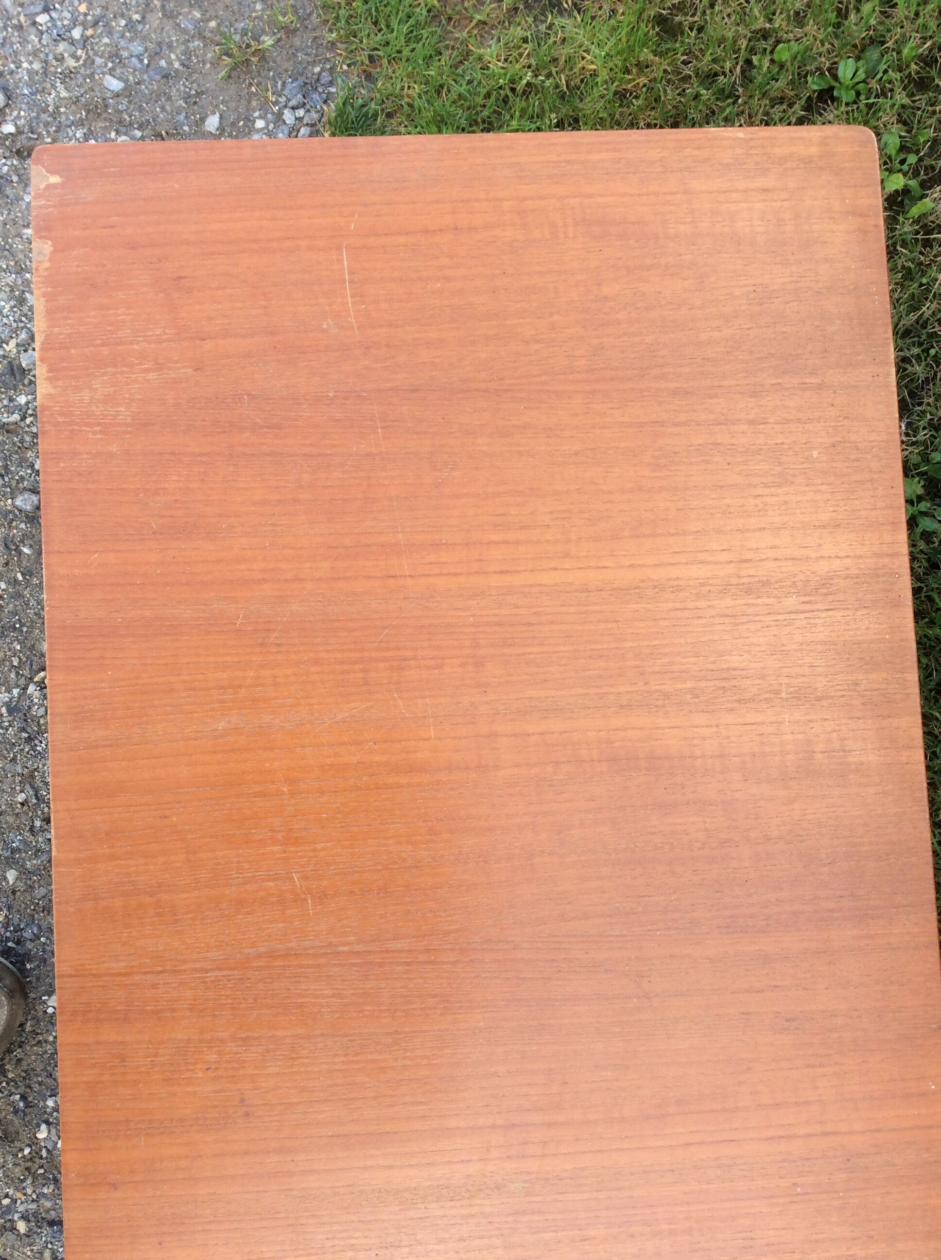 Table basse scandinave en teck