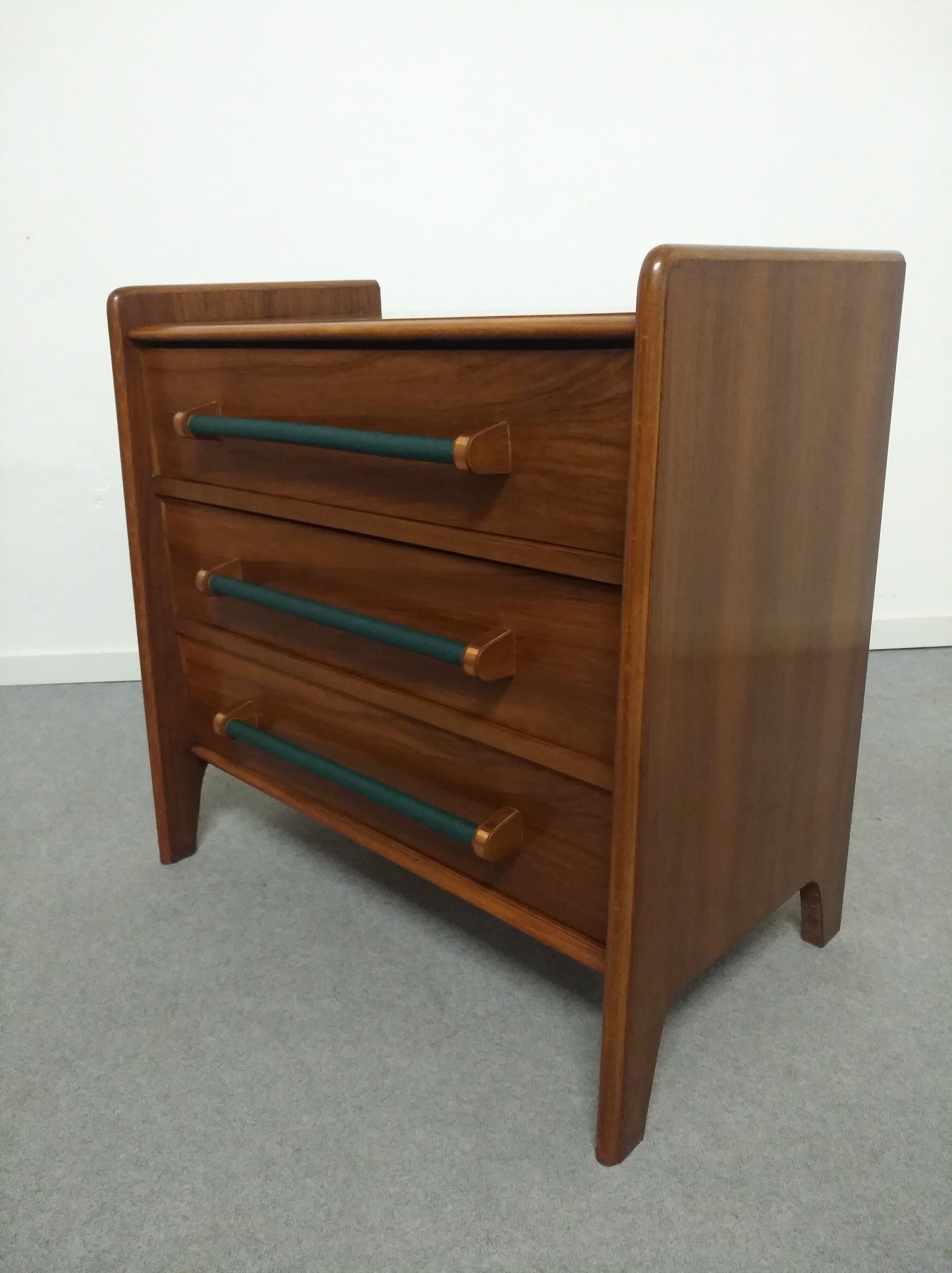 Vintage dresser 1950