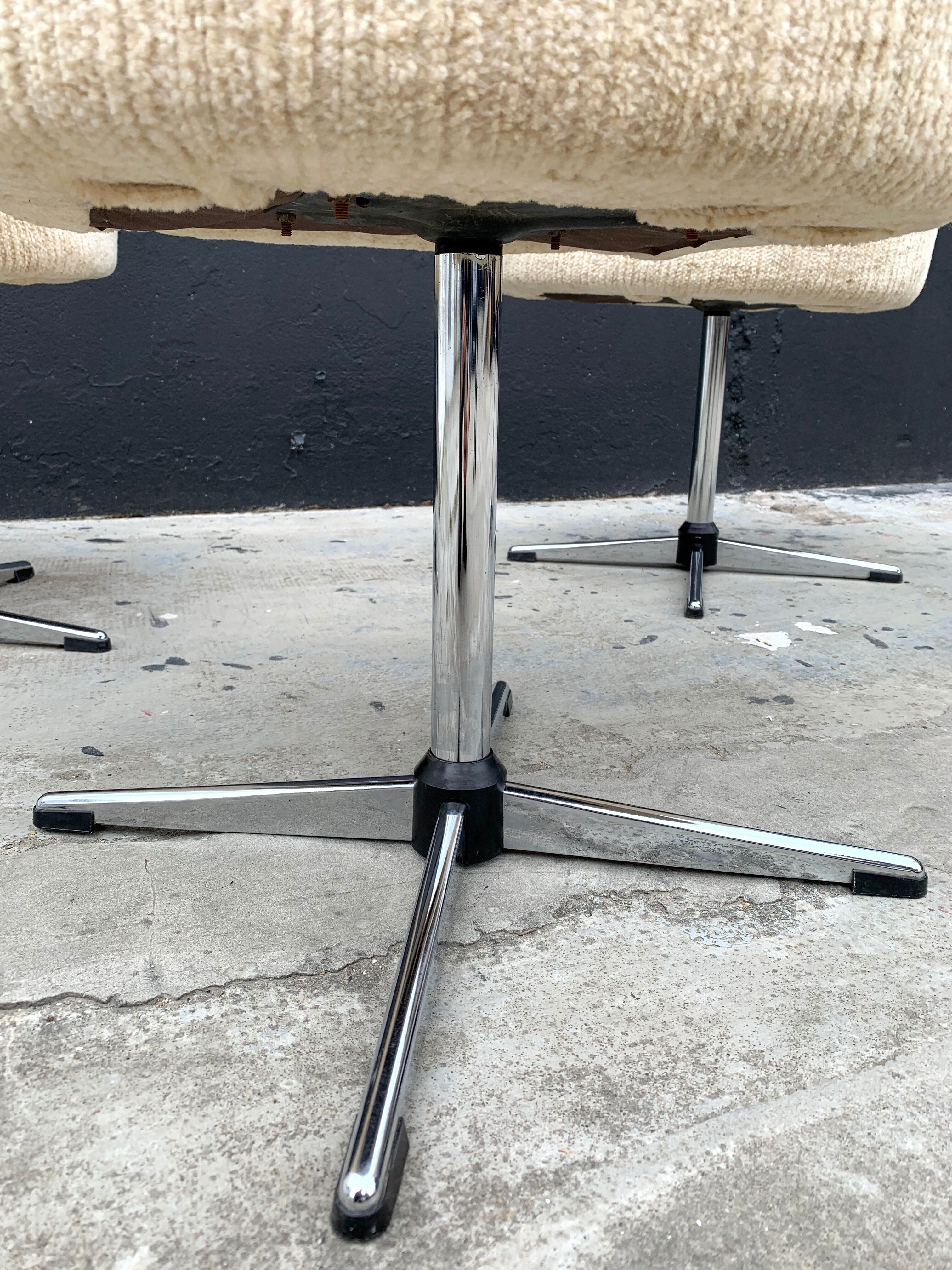 Set of 4 swivel chairs 70s