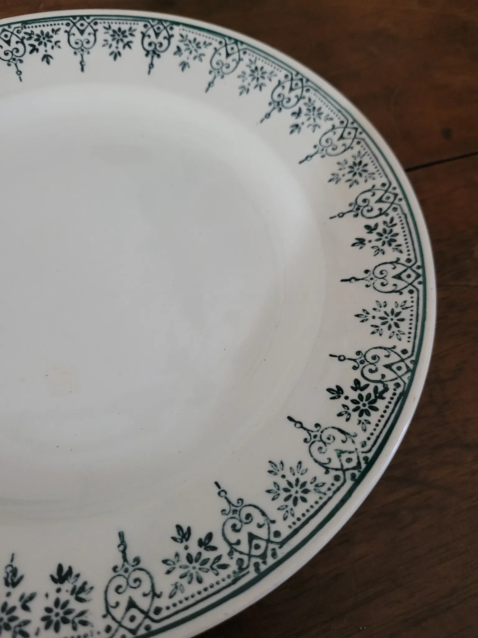Saint Amandinoise dessert plate