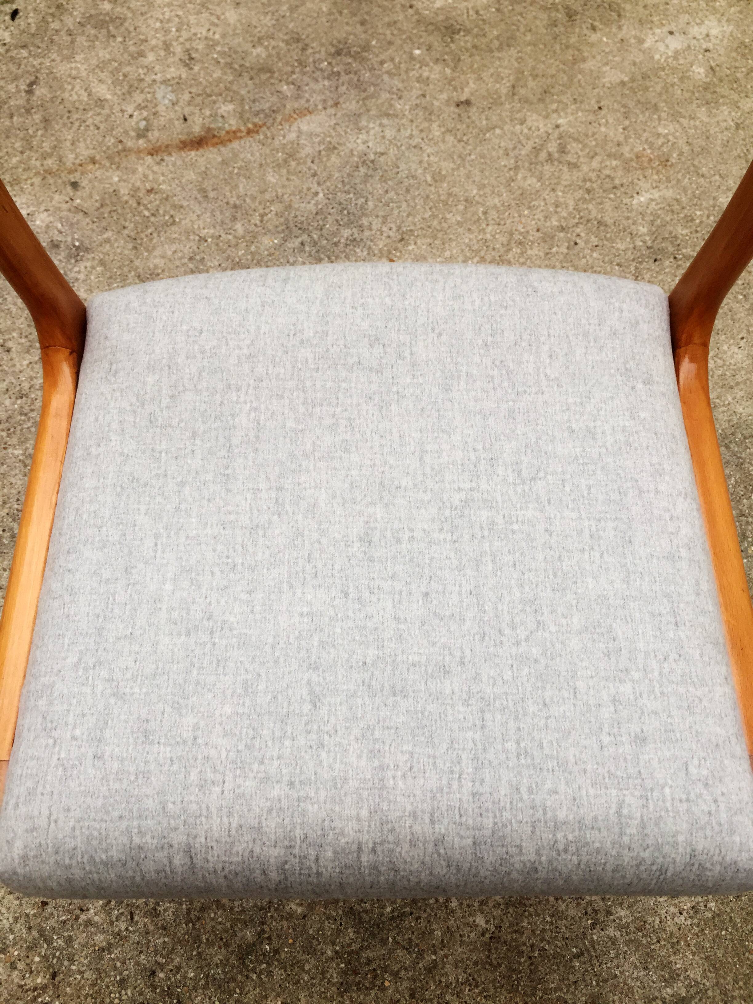 Ensemble de 4 chaises traîneau Baumann