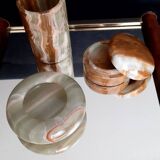 Lot of onyx objects