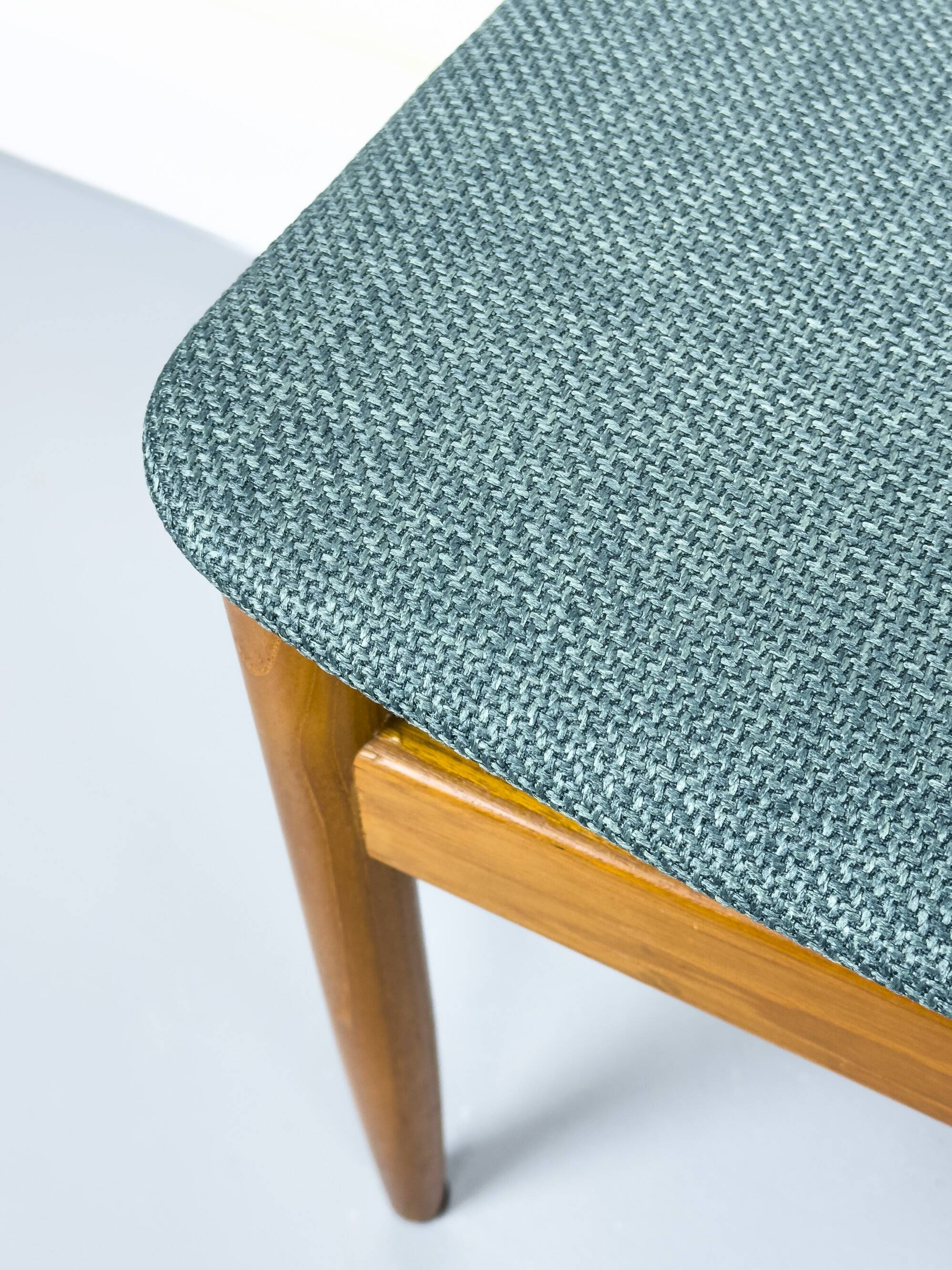 Teak dining chairs by Farsø Møbelfabrik, 1960s, set of 4.