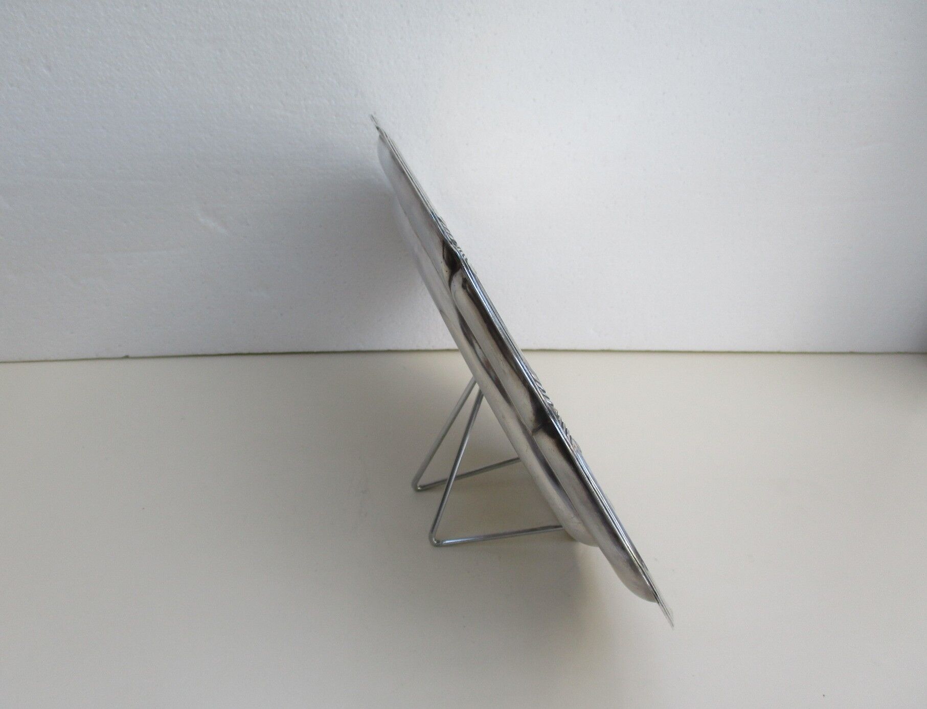 Plat ovale métal argente epns Suede