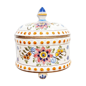 Vintage polychrome box'70 made of Delft ceramic. In perfect condition.