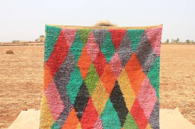 Traditional handmade Berber rug 250cm x 150cm