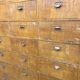 Meuble d'atelier à clapets vintage années 50 en bois