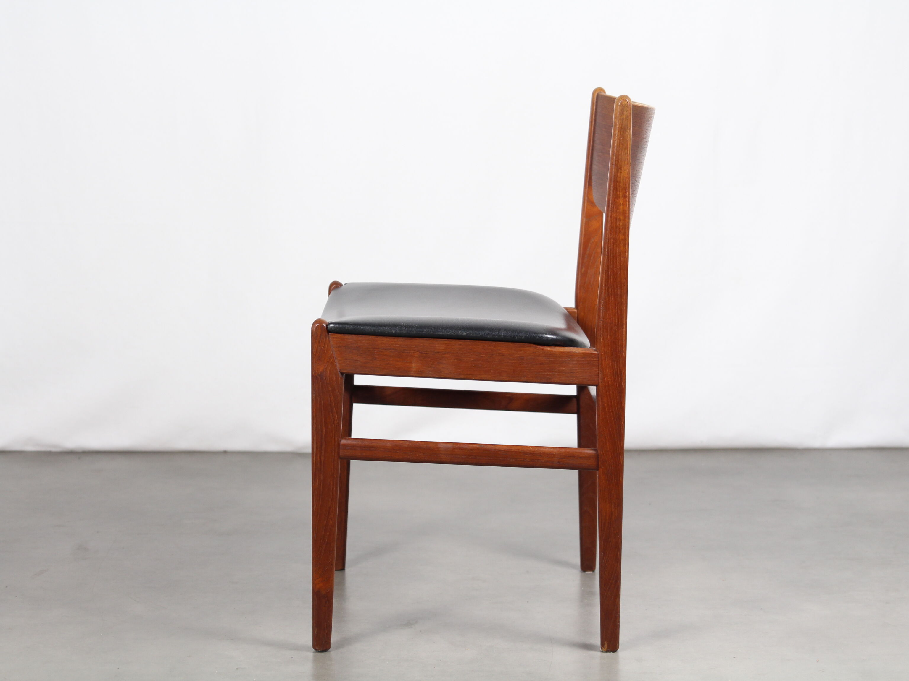Chair Scandinavian teak