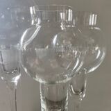 Trio de vases sur pied en verre soufflé