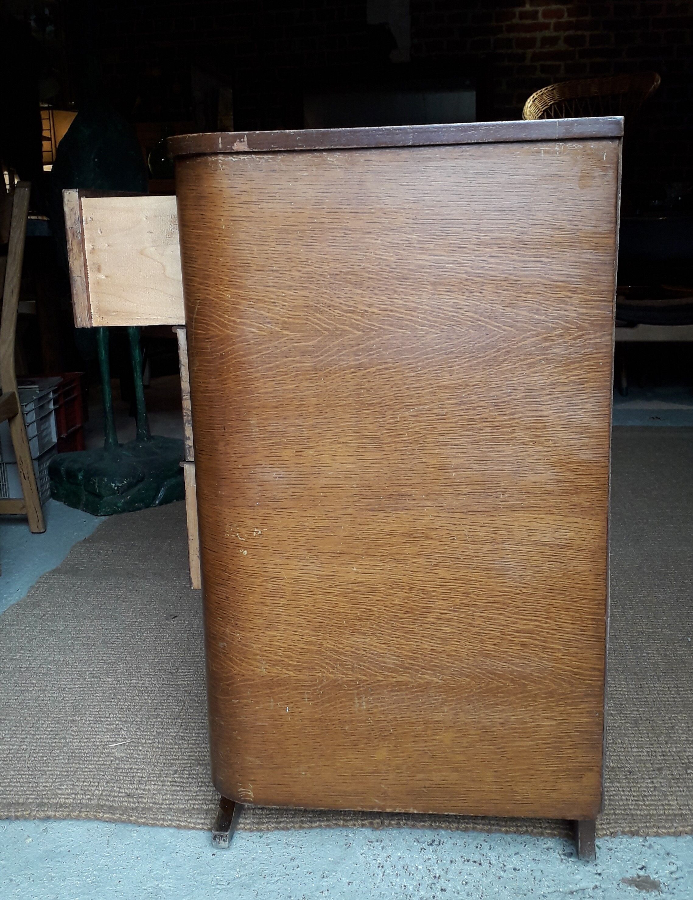 Art Deco dresser