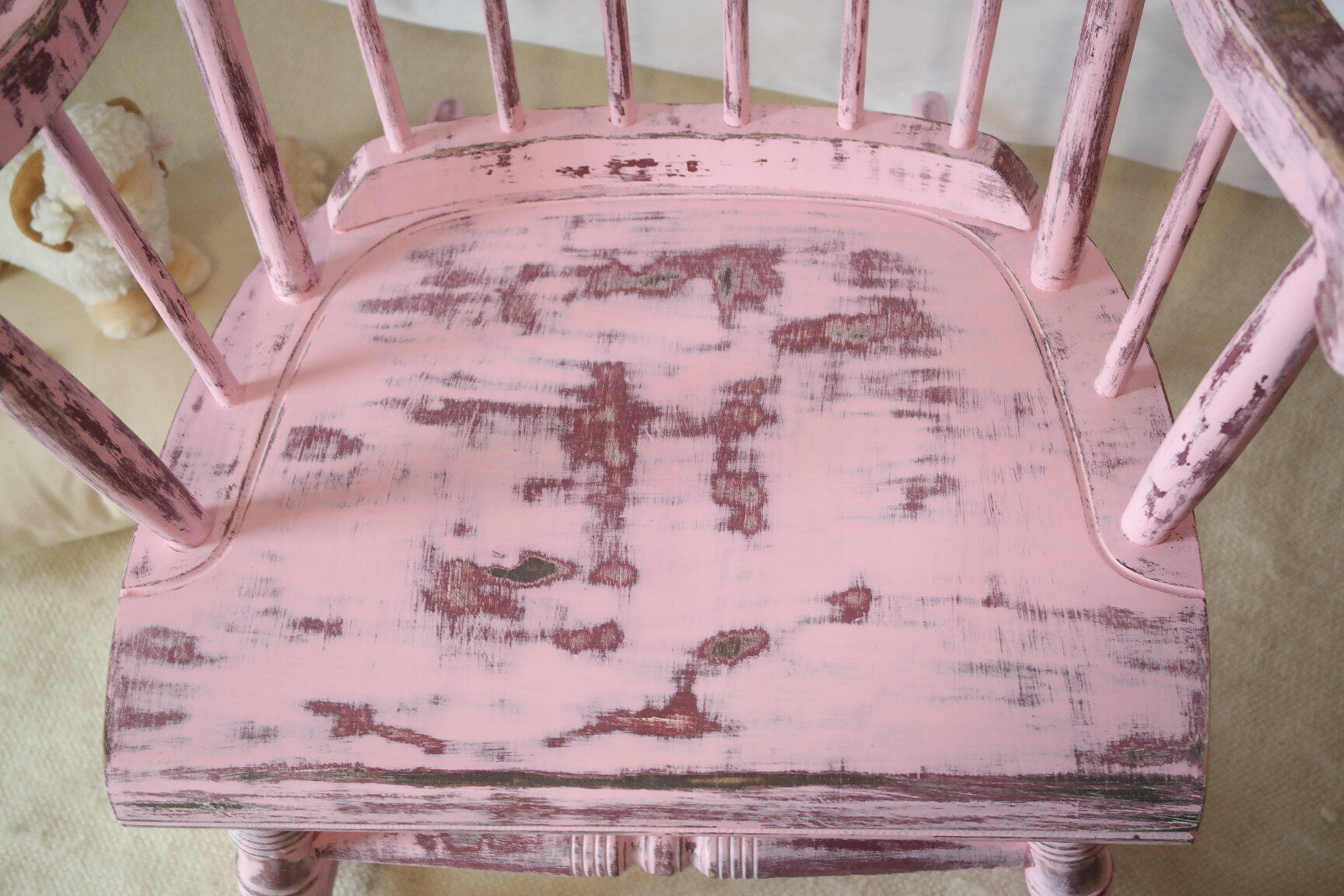 Rocking-chair vintage 50 in pink patina wood