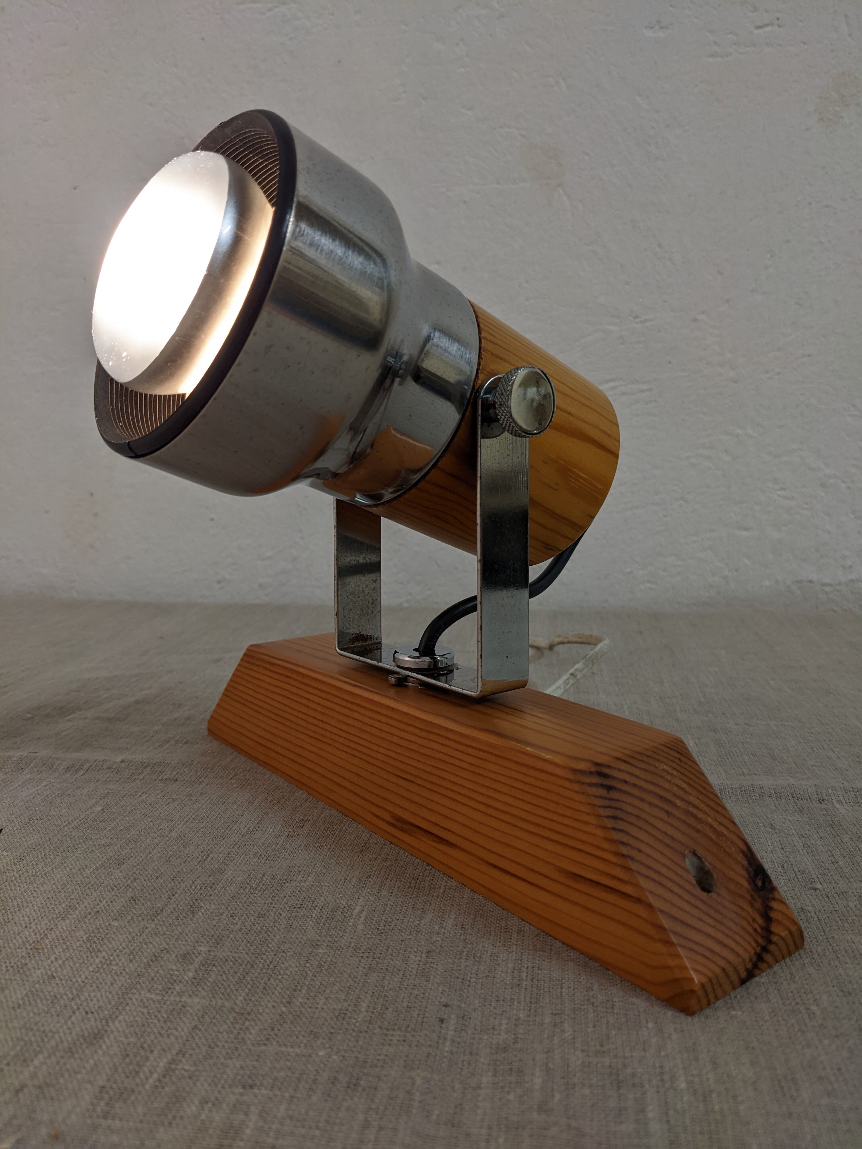Pitchpin spot wall lamp from the 70s/80s