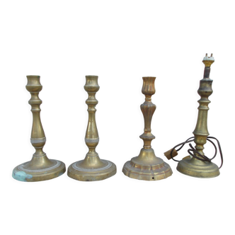 Lot de 4 anciens bougeoirs en laiton