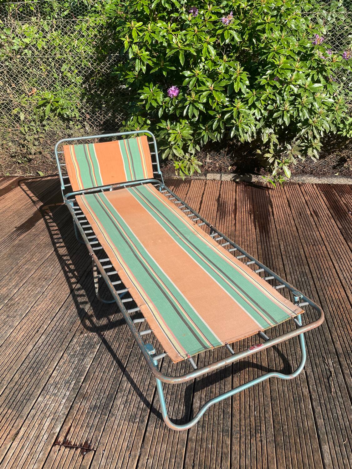 Vintage folding bed “Universal Bedding”