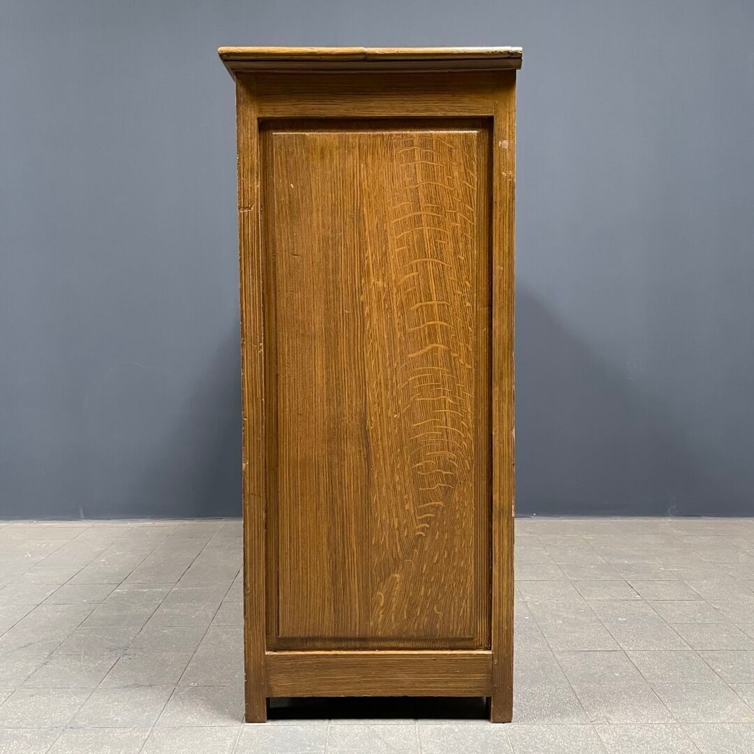 Armoire française peinte