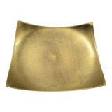 Empty cup gold leaf pocket