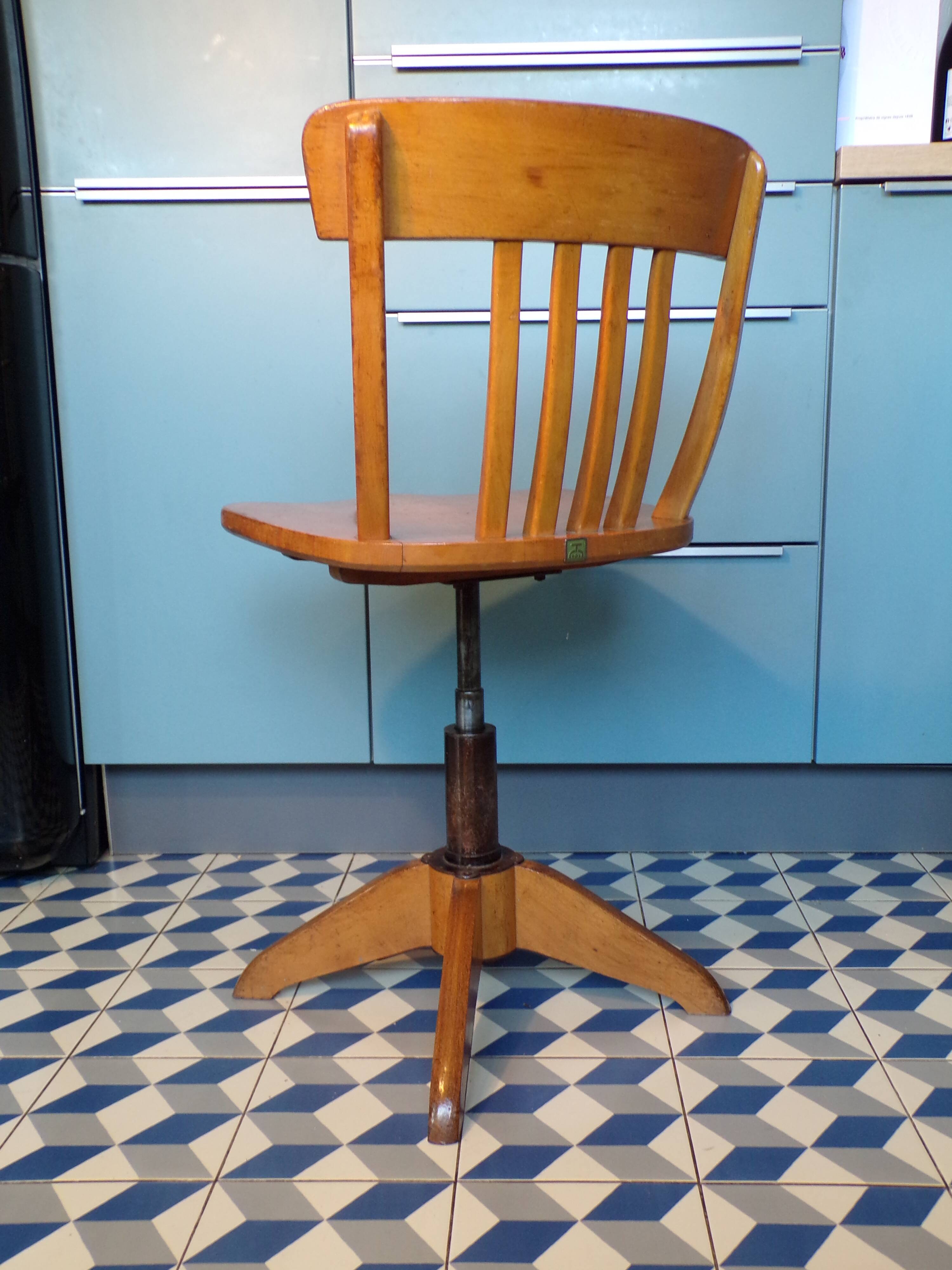 Giroflex Stoll American chair