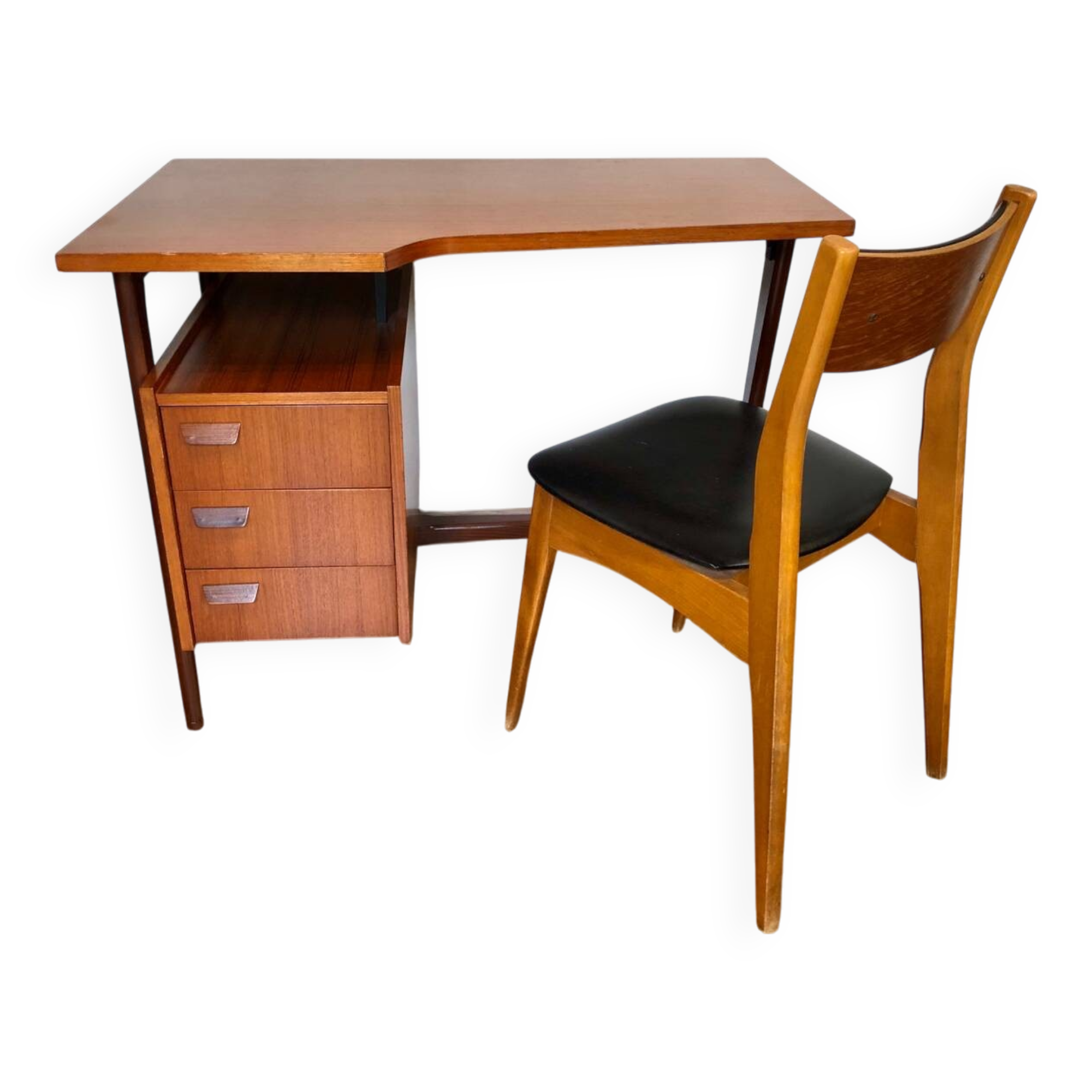 Desk and chair