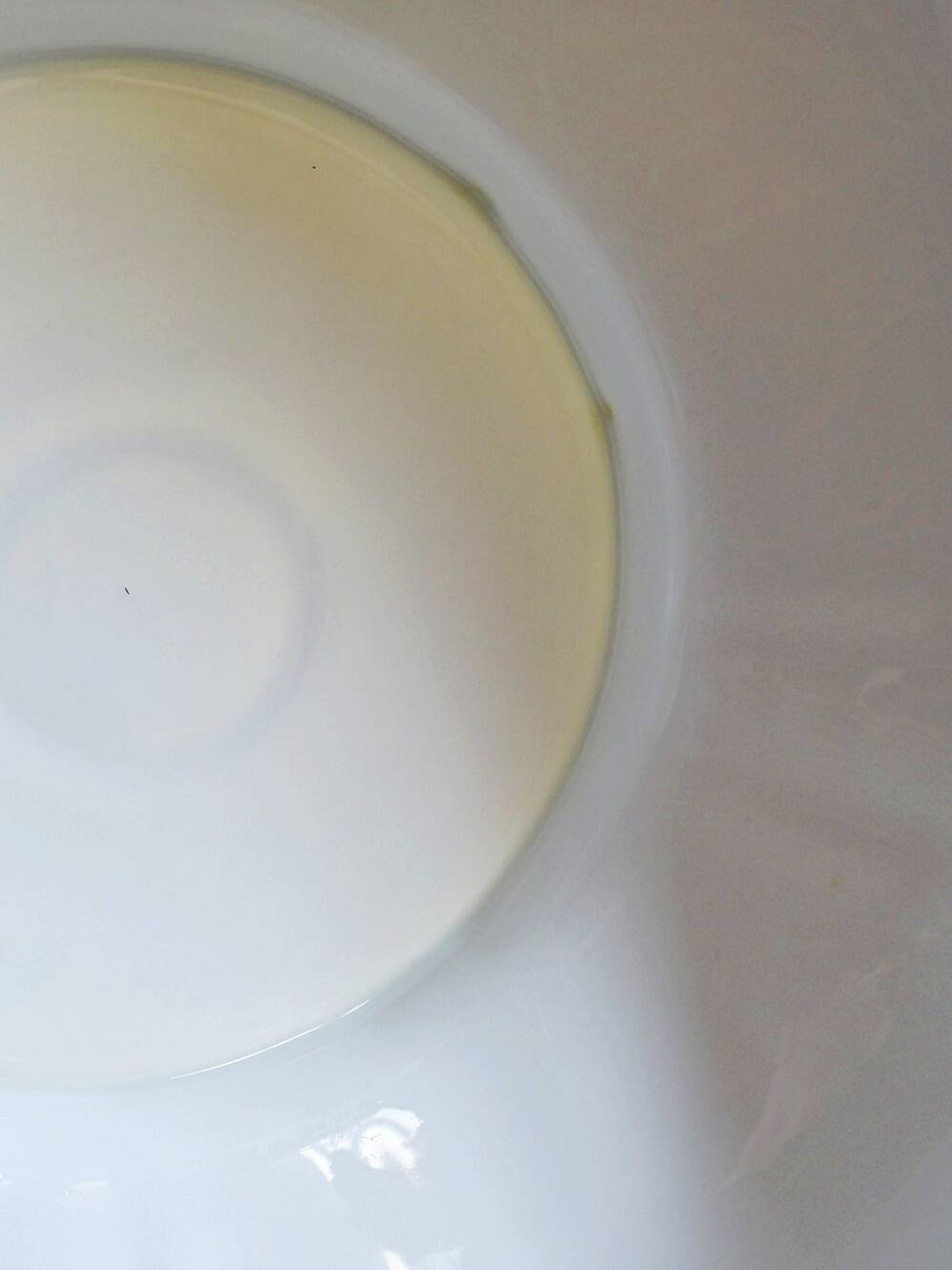 Grand saladier vintage Bernardaud attribué, modèle Louvre, porcelaine de Limoges