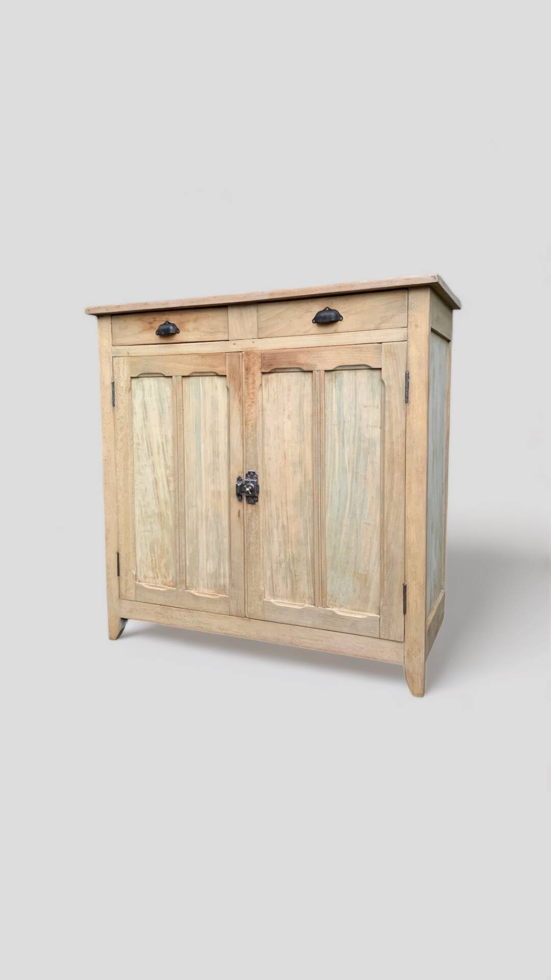 Buffet parisien ancien bois brut