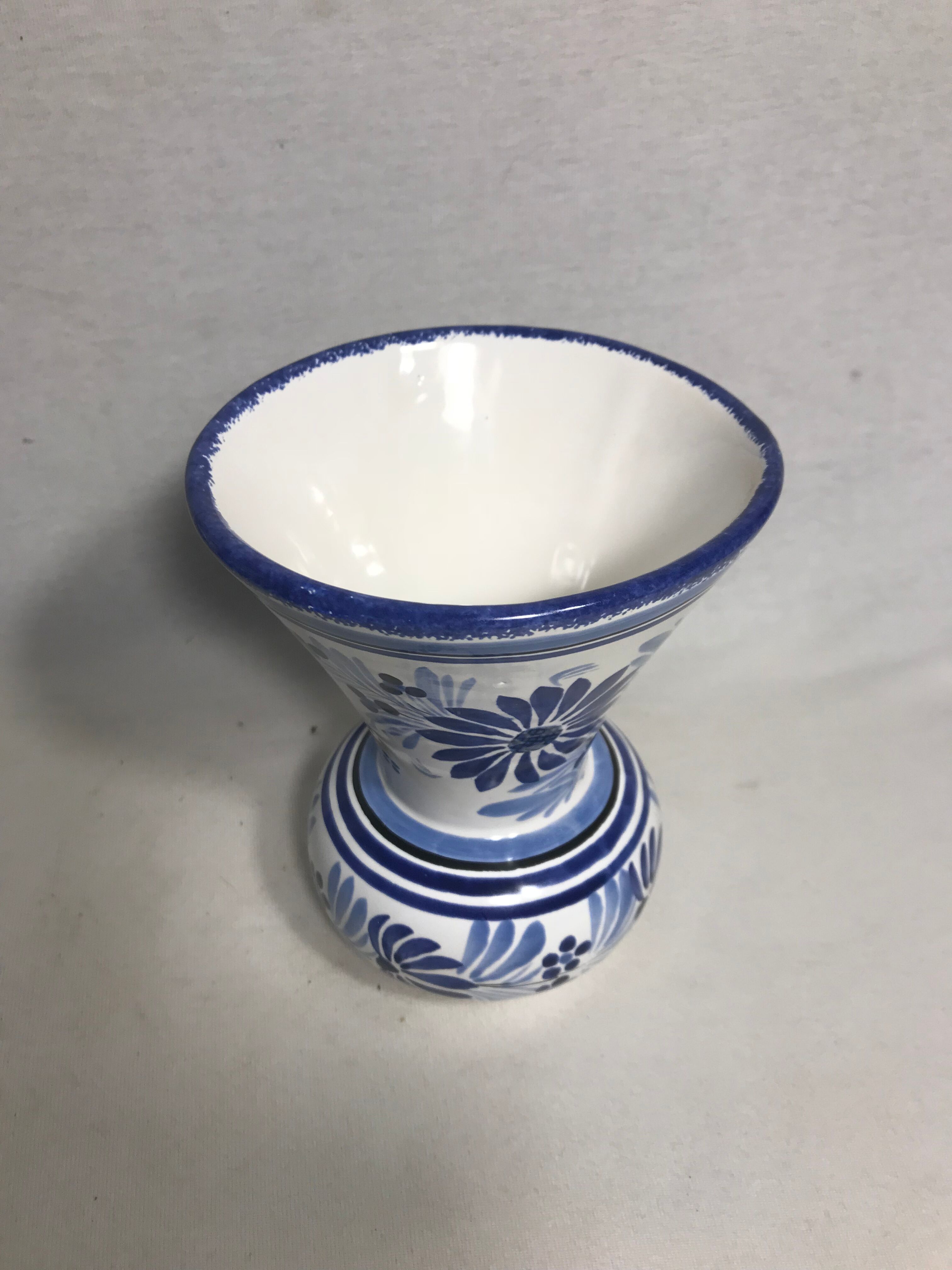 Old QUIMPER HB white & blue France Decoration Vintage ceramic Vase