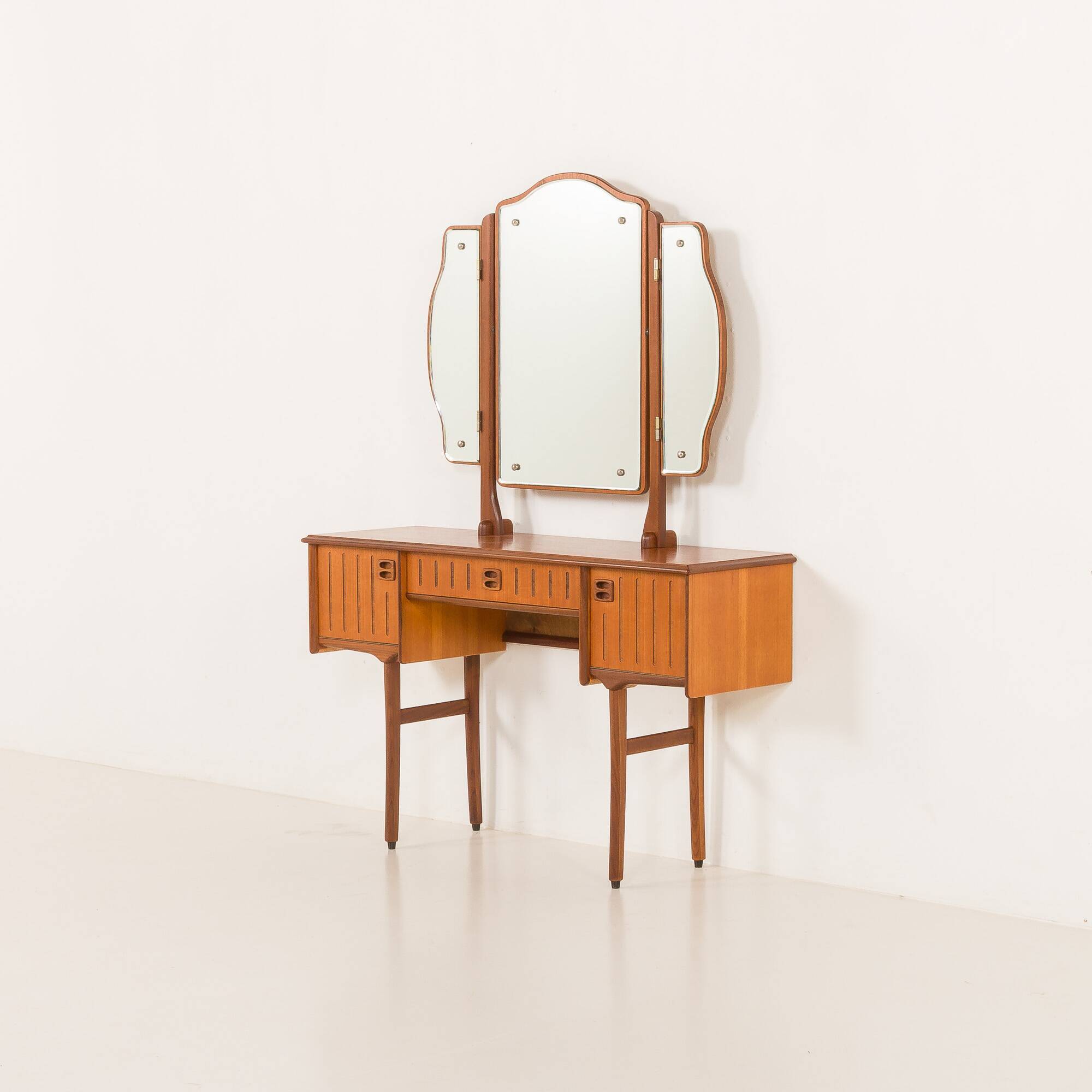 Scandinavian mid-century teak dressing table in teak, Norway, 1970s